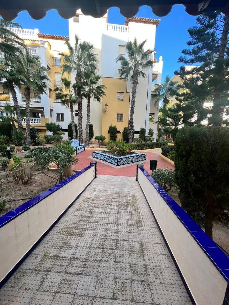 Apartamento Aldea Del Mar Torrevieja Exterior foto